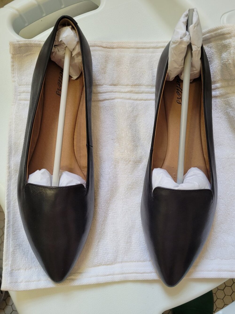 Trotters 'Harlowe' Flat Leather Loafer, Black 10W (UK 8 E) NIB
